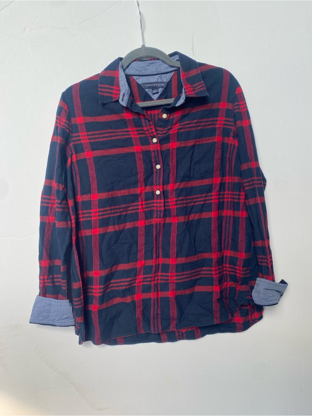 Tommy Hilfiger Navy and Red Plaid Button-Down Shirt (L)